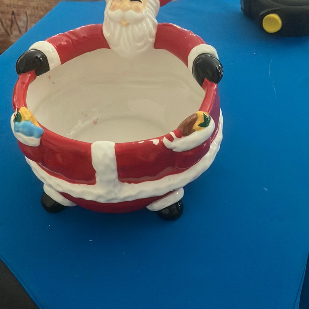 FINAL MARKDOWN Festive Santa candy Bowl